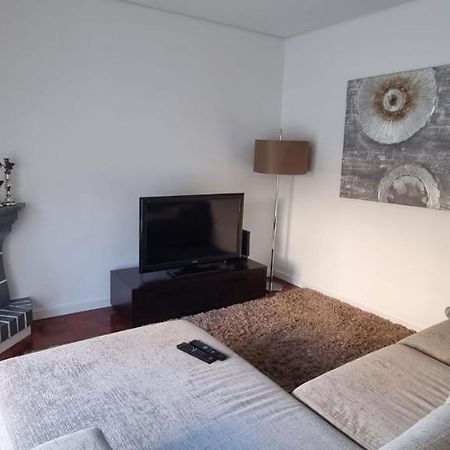 Casa Da Praca Apartment เซาโจเอา ดา มาเดย์รา ภายนอก รูปภาพ