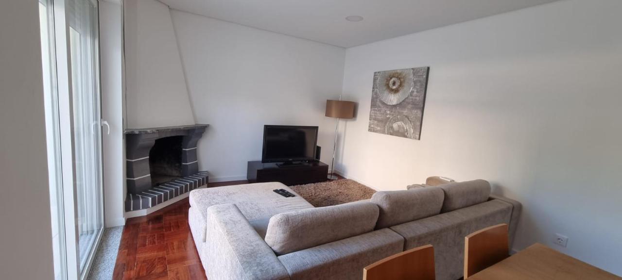 Casa Da Praca Apartment เซาโจเอา ดา มาเดย์รา ภายนอก รูปภาพ